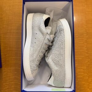 P448 John Silver Leopard Sneaker Size 42 NBW
